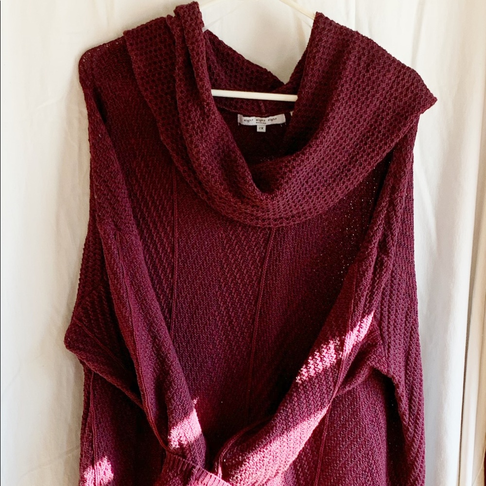 🎆 Eight eight eight cowl neck tunic sweater